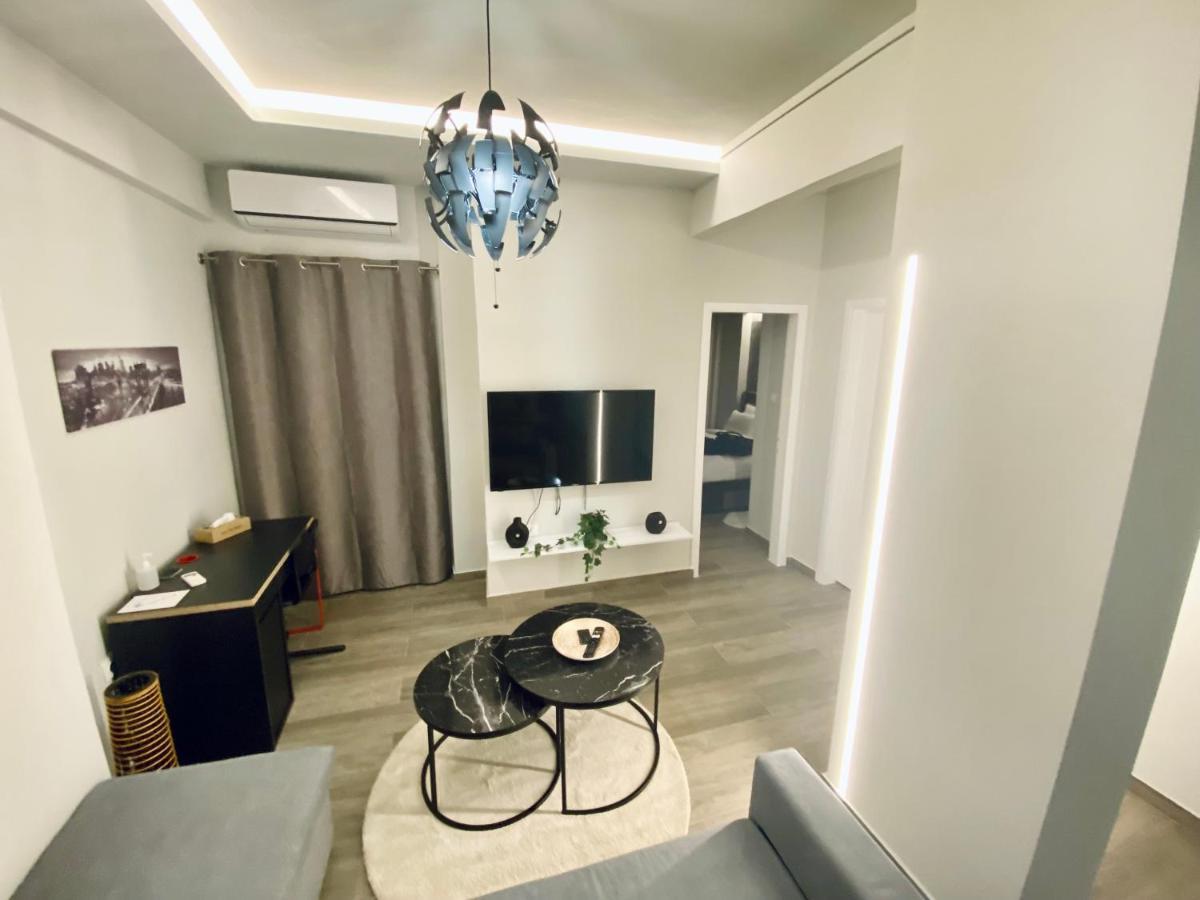 Central Grey Quiet Apartment 테살로니키 외부 사진